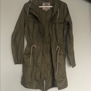 Beaver Canoe Ladies Green Light Jacket